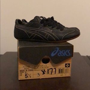 Vintage ASICS Whizzer Lo Women’s 5.5